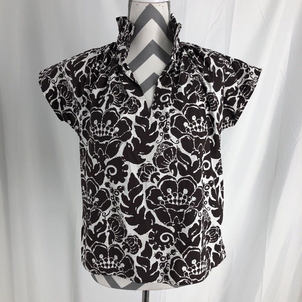 Never a Wallflower Vicki Ruffle Collar Short Sleeve Blouse Brown Floral XS